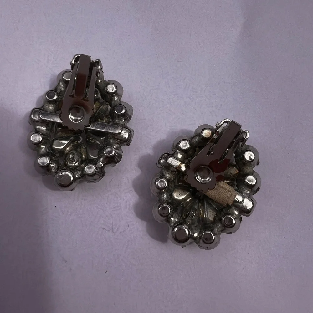 Vintage Exquisite Large diamond Rhinestone Clip On Statement Earrings - Picture 3 of 4